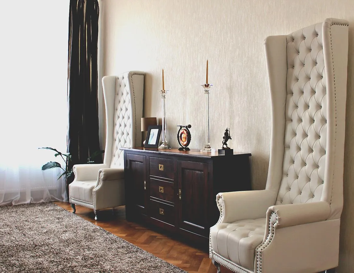 Luxury Versace Apartment Prague