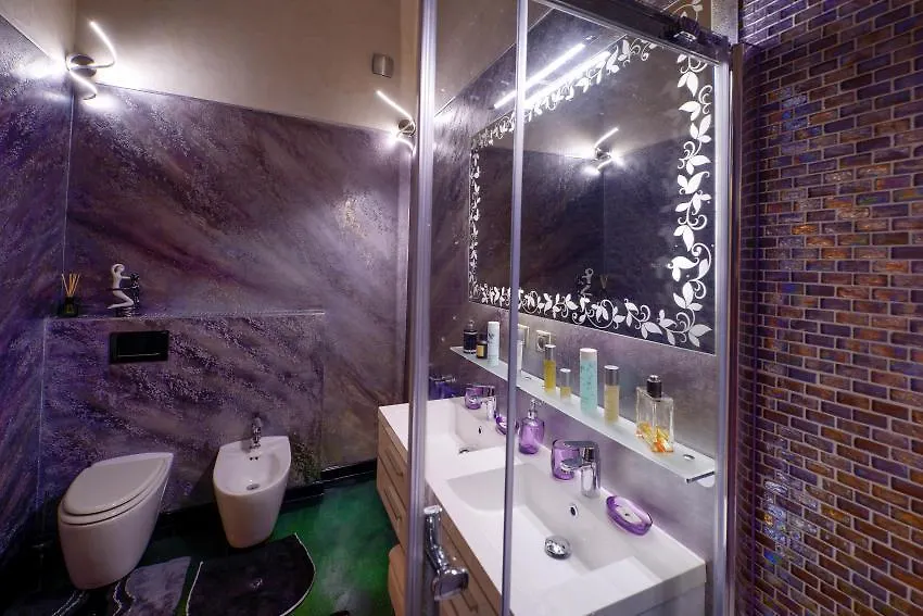 Luxury Versace Apartment Prague