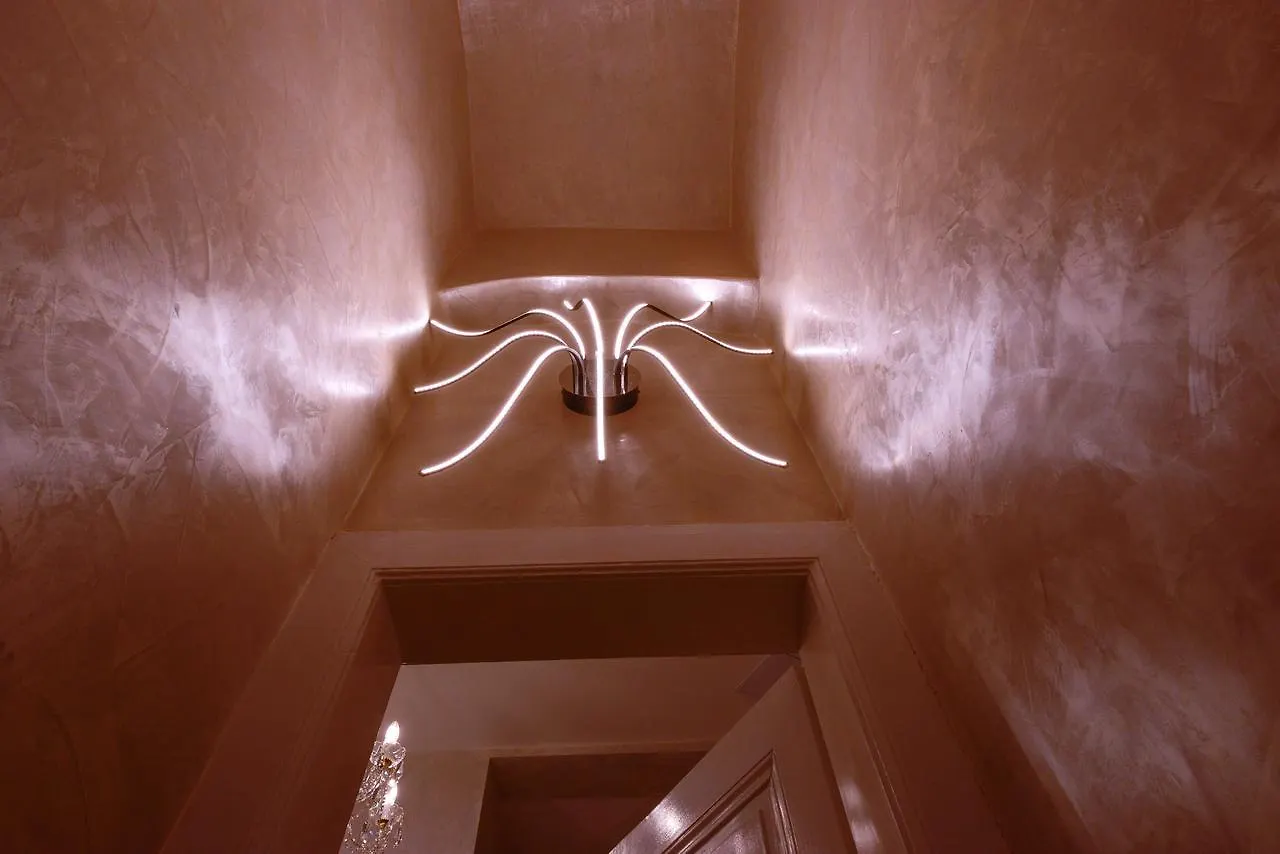 Luxury Versace Apartment Prague
